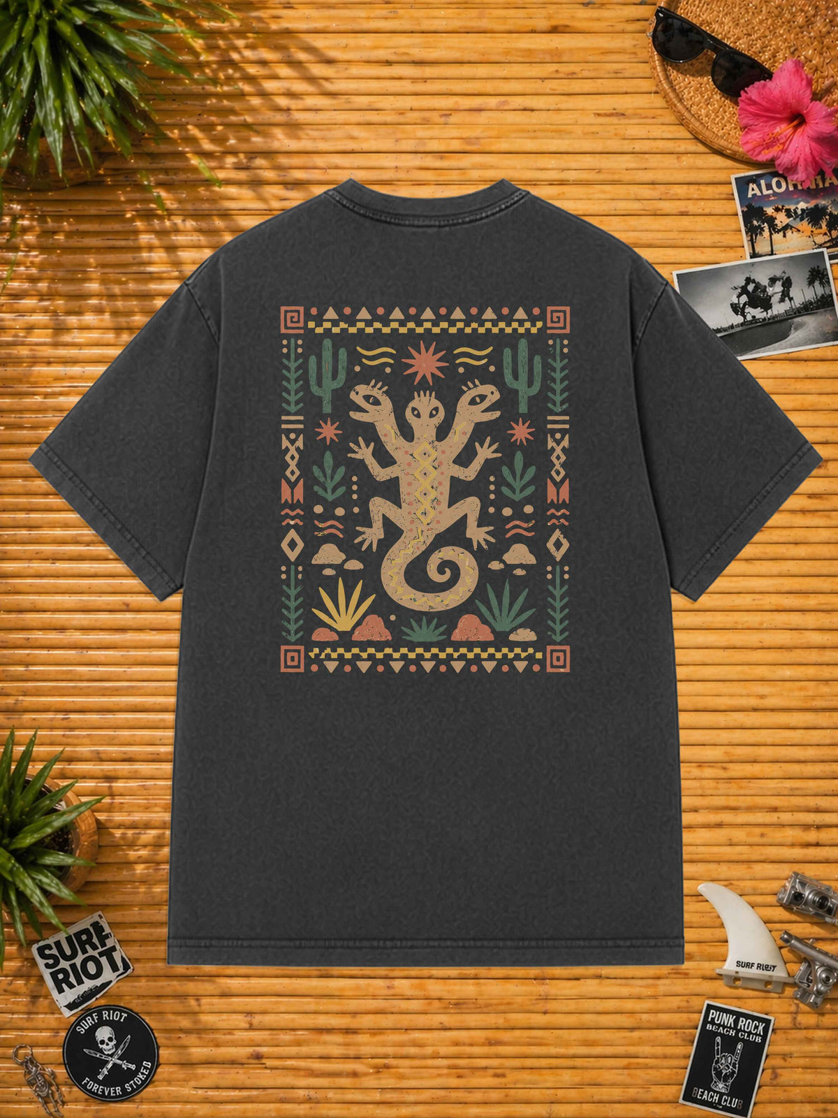 Lizard -  Loose Fit Tee