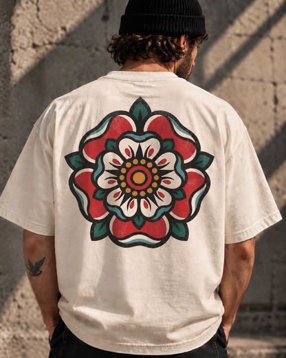 Heraldic Rose Oversized Tattoo T-Shirt mit großem Traditional Tattoo Backprint