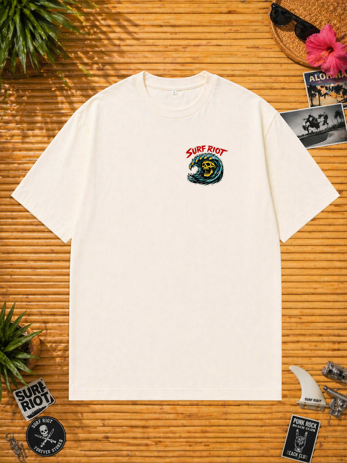 Loose Fit Surf Punk Shirt mit Frontprint von Surf Riot